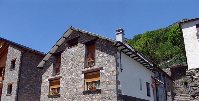 Apartamentos Casa Borja - Salinas de Sin - A las puertas del Parque Nacional de Ordesa y Monte Perdido y del Parque Natural Posets-Madaleta